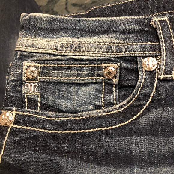 ‼️SOLD‼️ NWT Womens Miss Me Mid-Rise Easy Boot Jeans - Picture 9 of 14